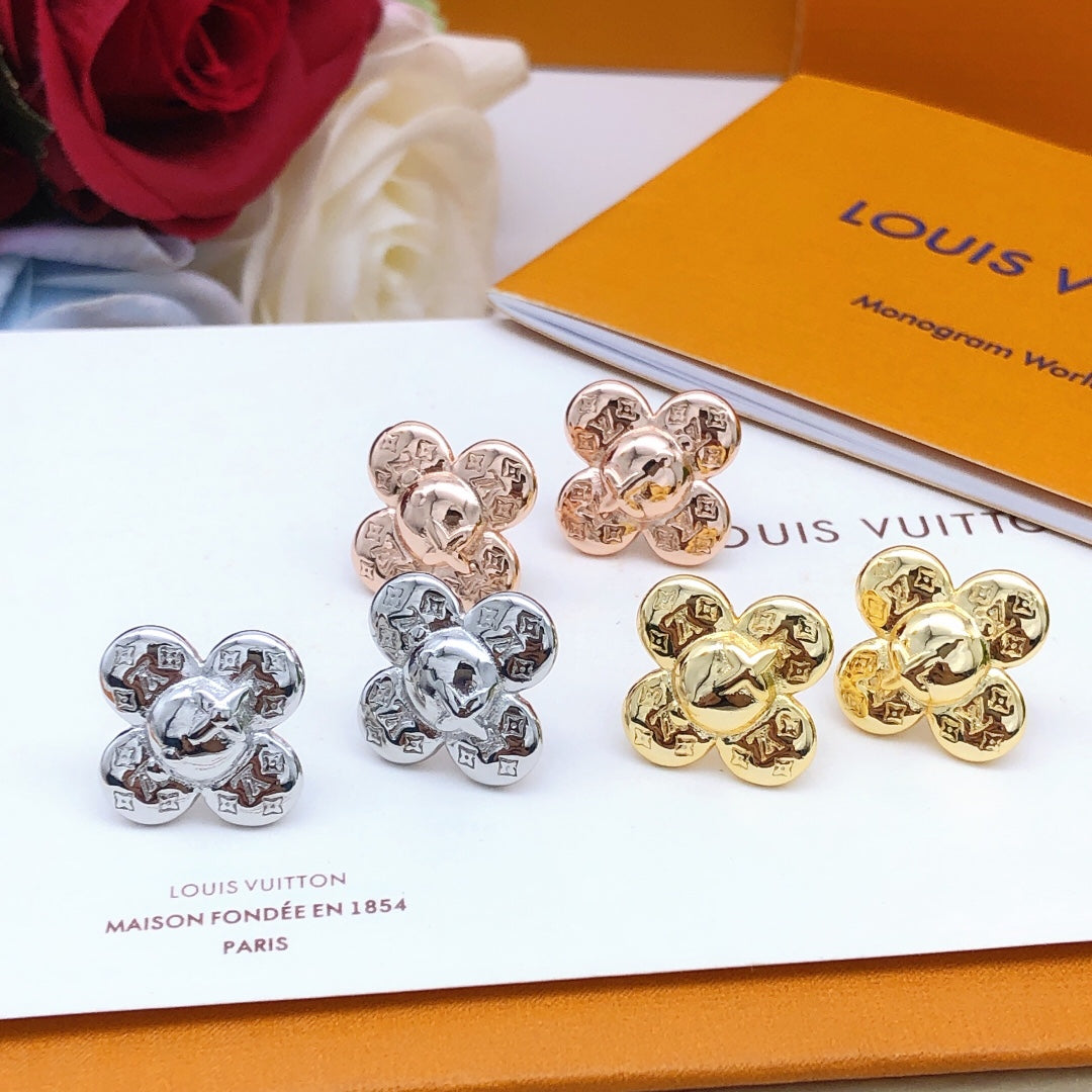 Louis Vuitton Vivienne Earrings - 18K Gold