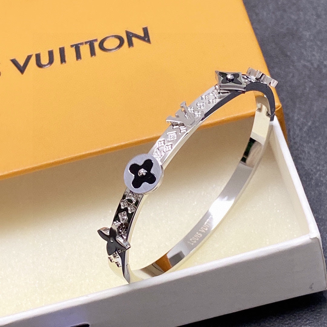 Louis Vuitton Idylle Blossom Bracelet