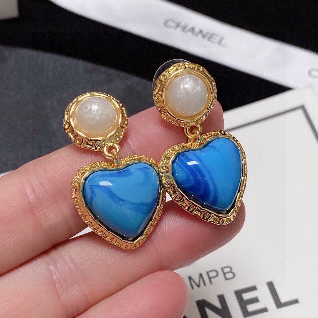 Chanel Blue Heart Pearl Earrings - 18K Yellow Gold