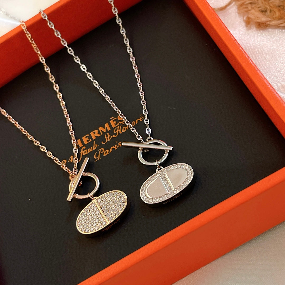Hermes Chaine D'ancre Contour Pendant Necklace