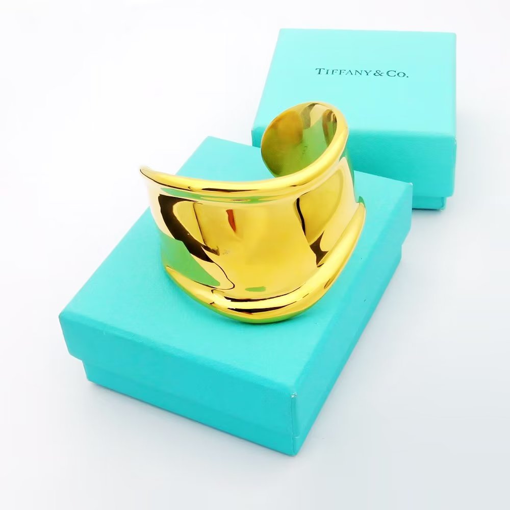 Tiffany Elsa Peretti Small Bone Cuff Bracelet - 18K Gold