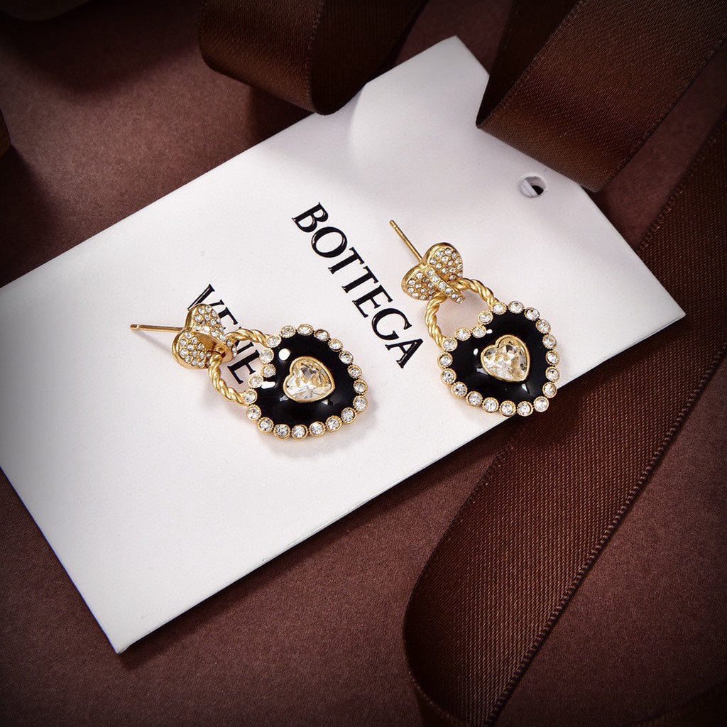 Bvlgari Heart Diamond Earrings - 18K Yellow Gold