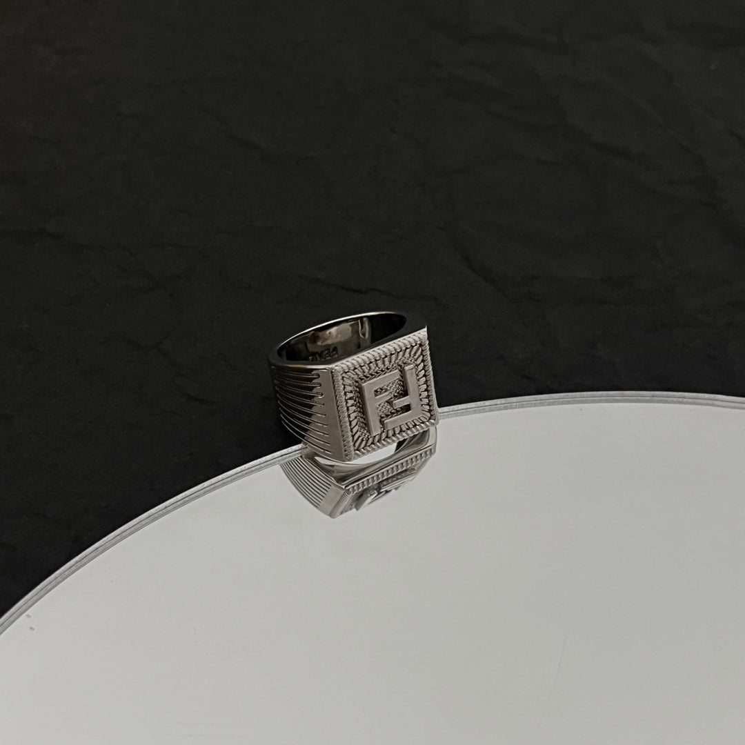 FF Guillochet Ring - 18K Gold
