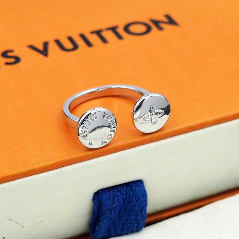 Louis Vuitton Studs Ring - 18K Gold